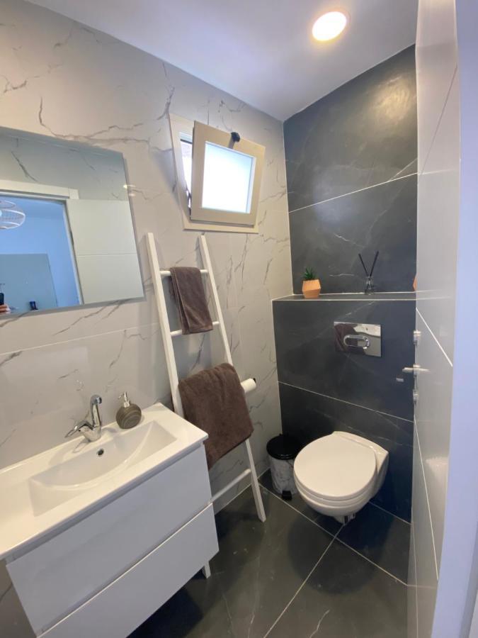 פנינת הדקל בבאר אורה Hotel Bagian luar foto
